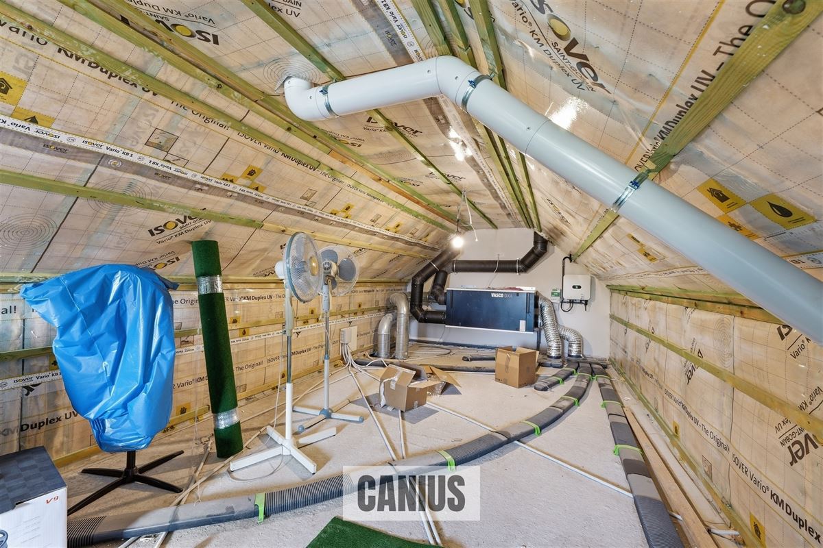 STIJLVOLLE, ENERGIEZUINIGE WONING MET LIFT, 3 SLAAPKAMERS EN PRACHTIGE TUIN NABIJ CENTRUM LANDEN