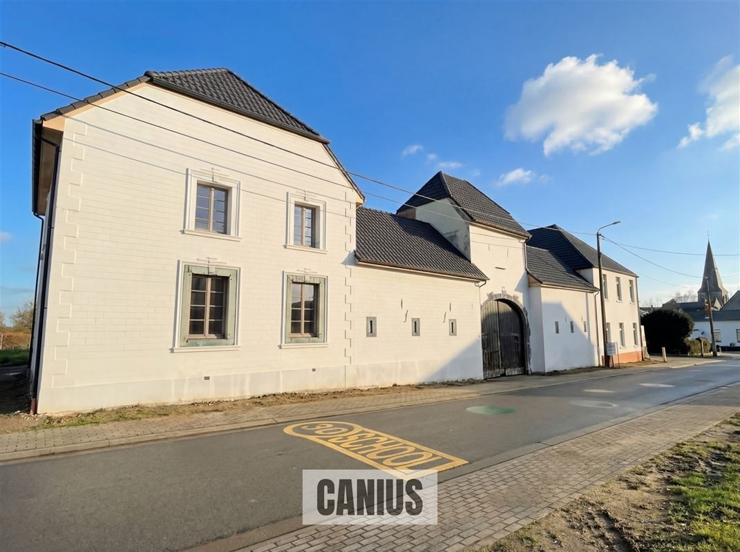 WONEN IN DE PAREL VAN HASPENGOUW