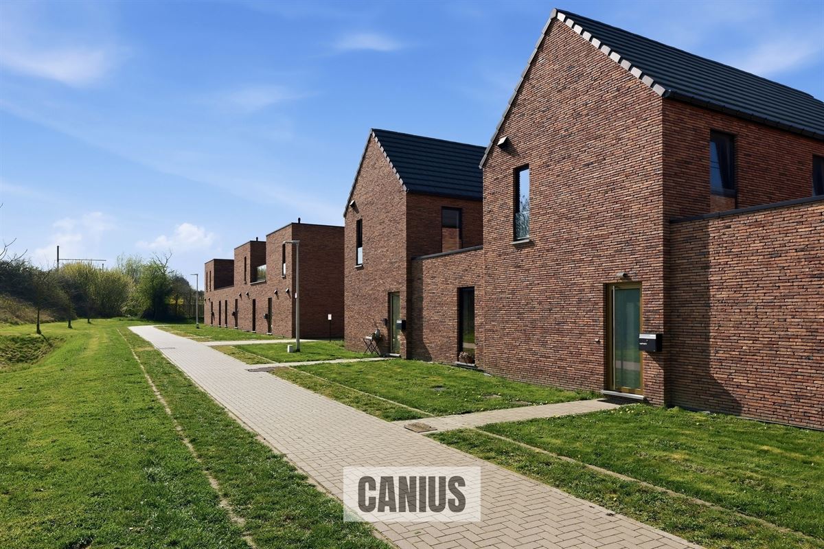 KNAPPE WONING NABIJ HET CENTRUM