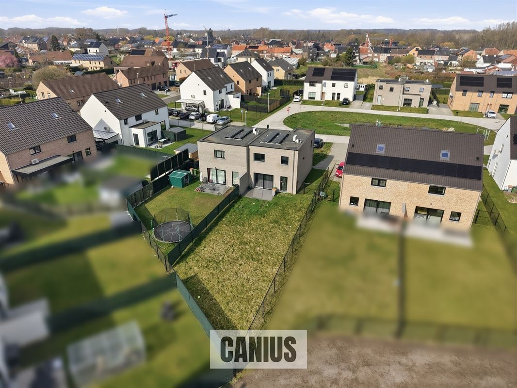 MODERNE WONING MET 3 SLKS & TUIN