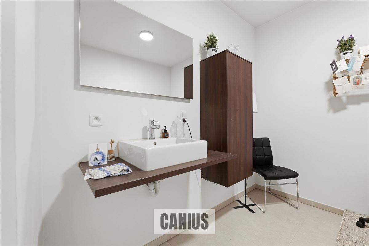 WONING MET LIFT NABIJ HET CENTRUM