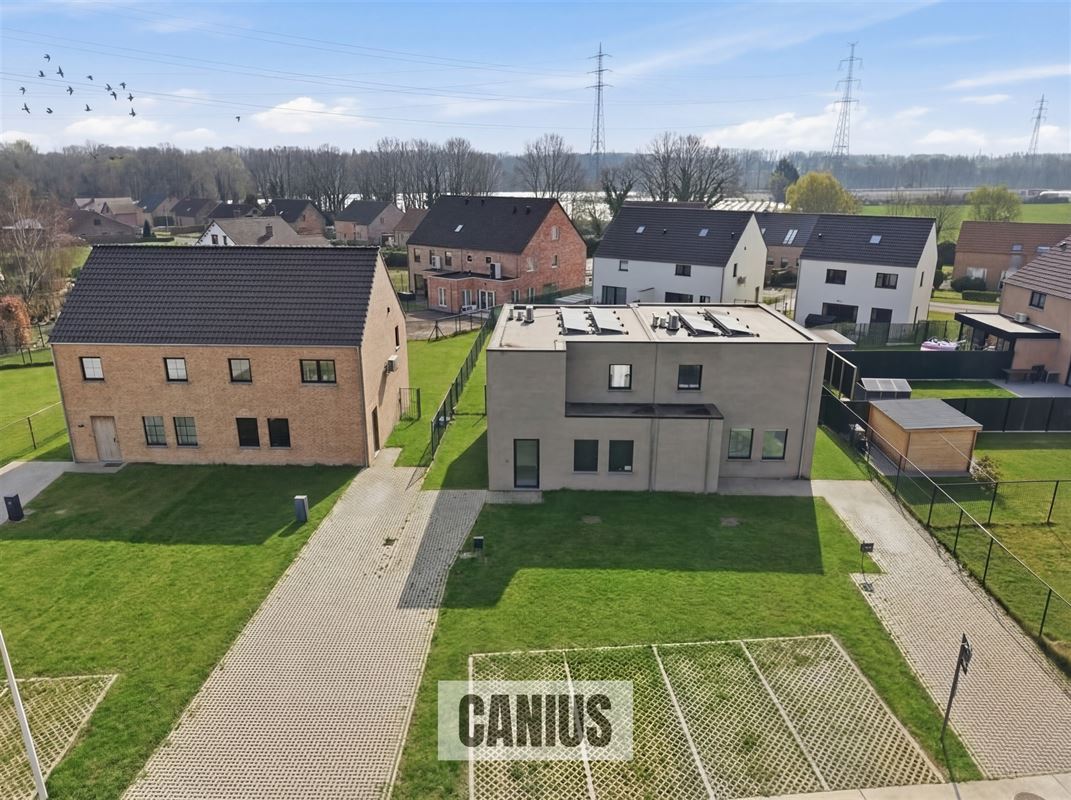 MODERNE WONING MET 3 SLKS & TUIN