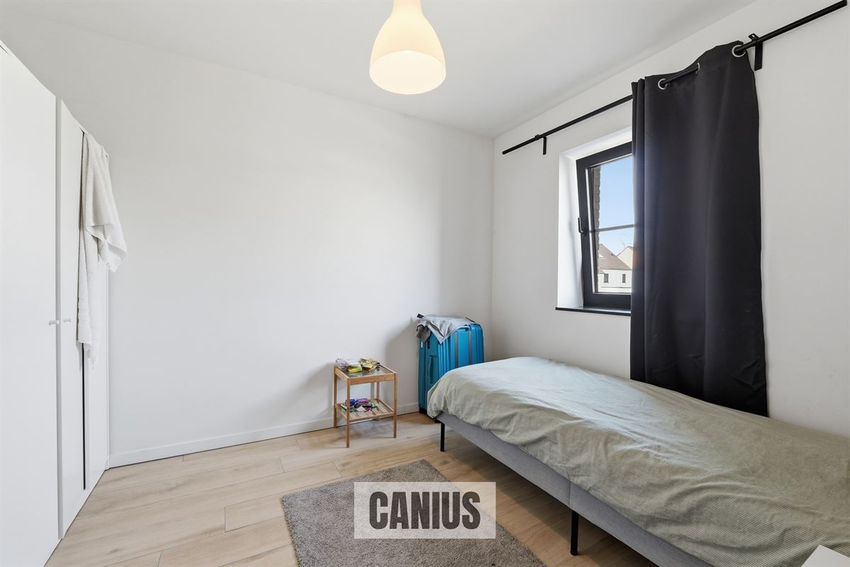 MODERNE WONING MET 3 SLKS & TUIN
