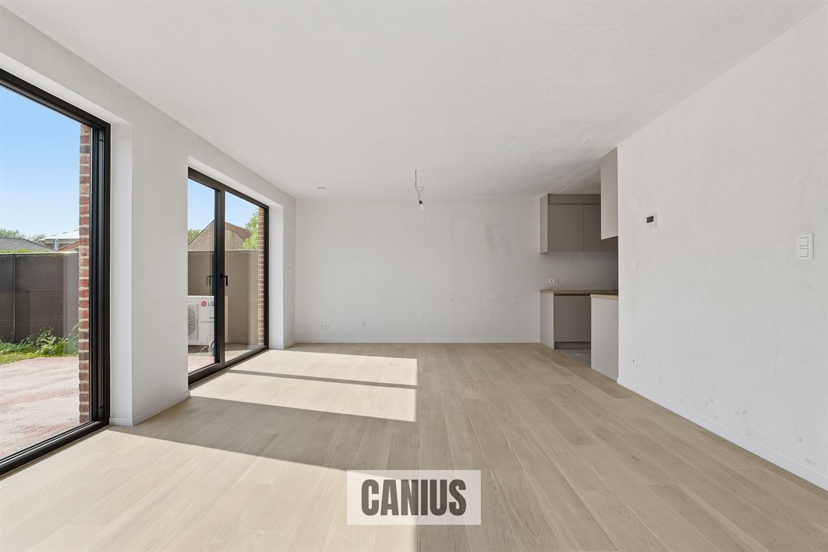 KNAPPE NIEUWBOUWWONING MET 3 SLPKS
