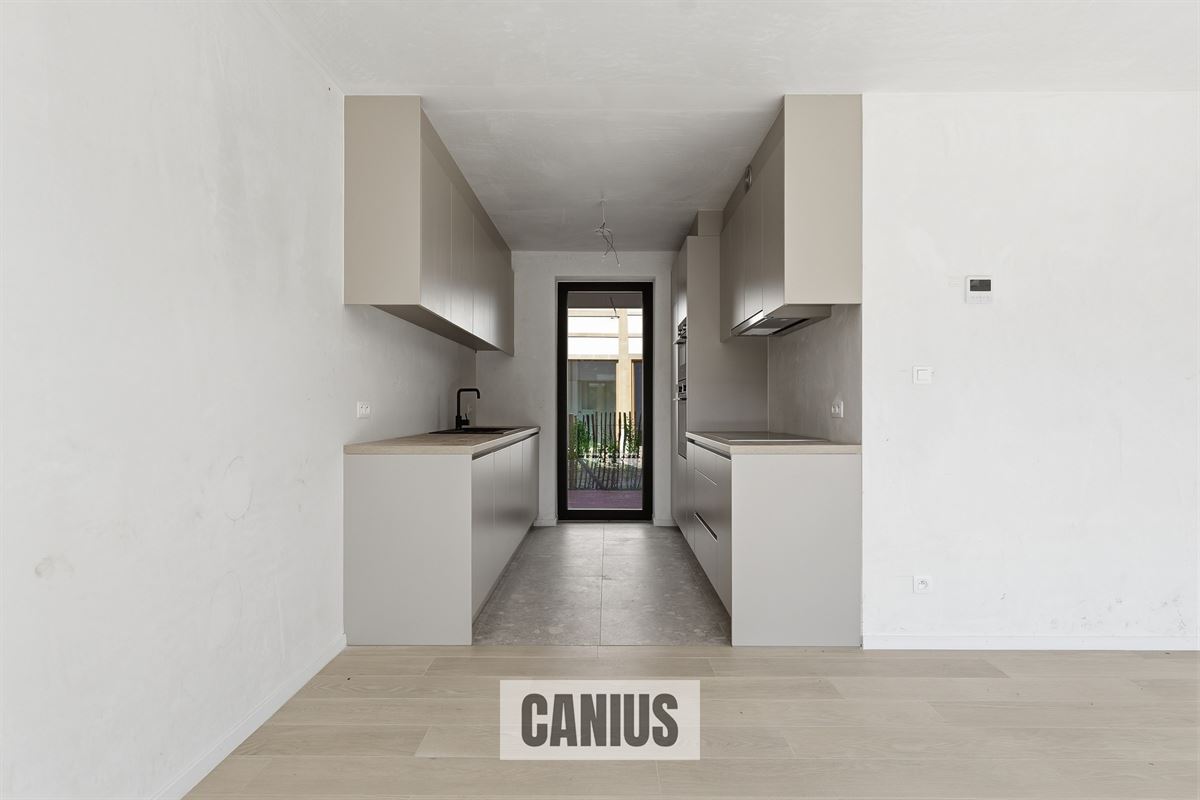 KNAPPE NIEUWBOUWWONING MET 3 SLPKS