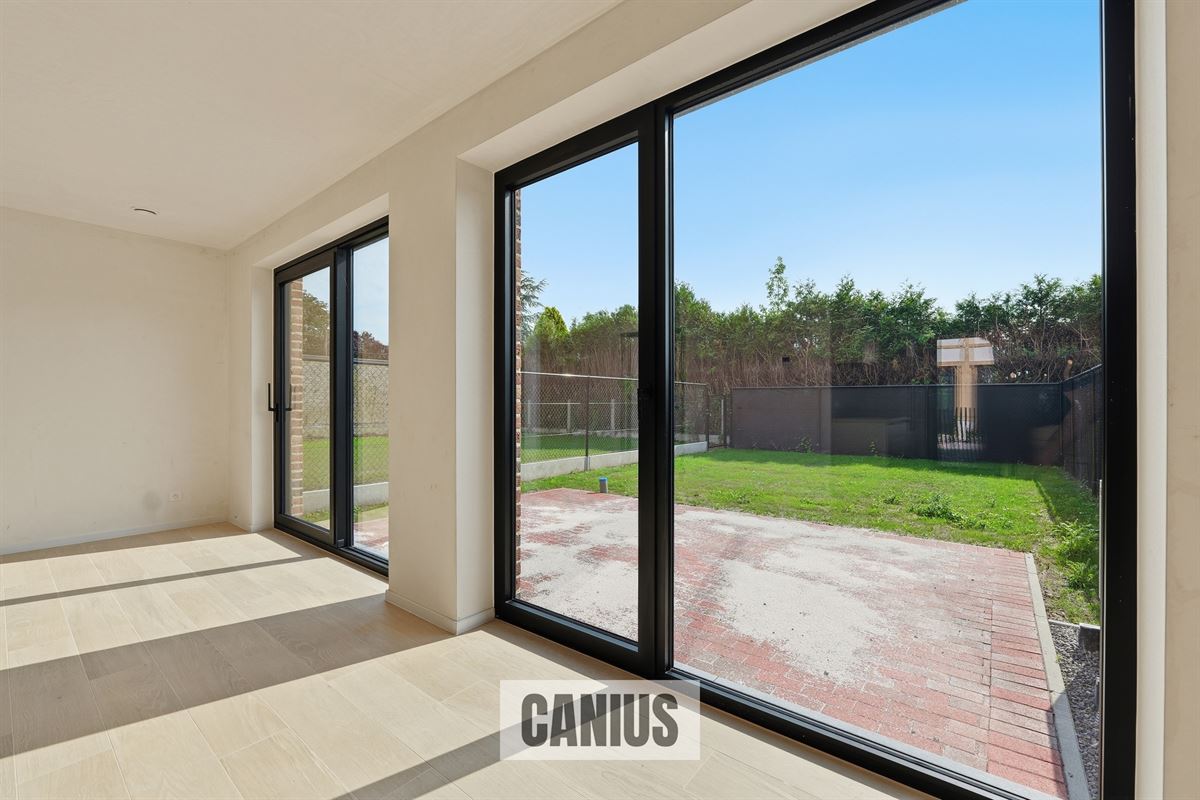 KNAPPE NIEUWBOUWWONING MET 3 SLPKS