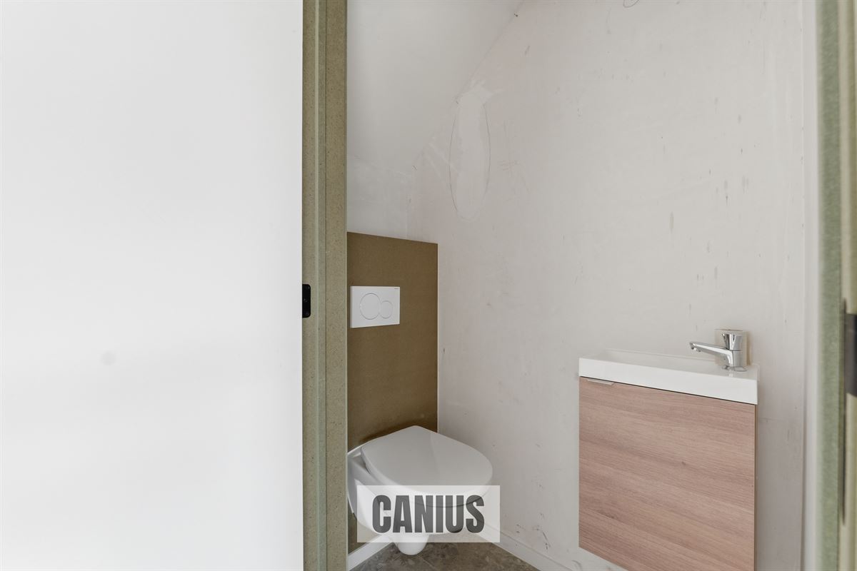 KNAPPE NIEUWBOUWWONING MET 3 SLPKS