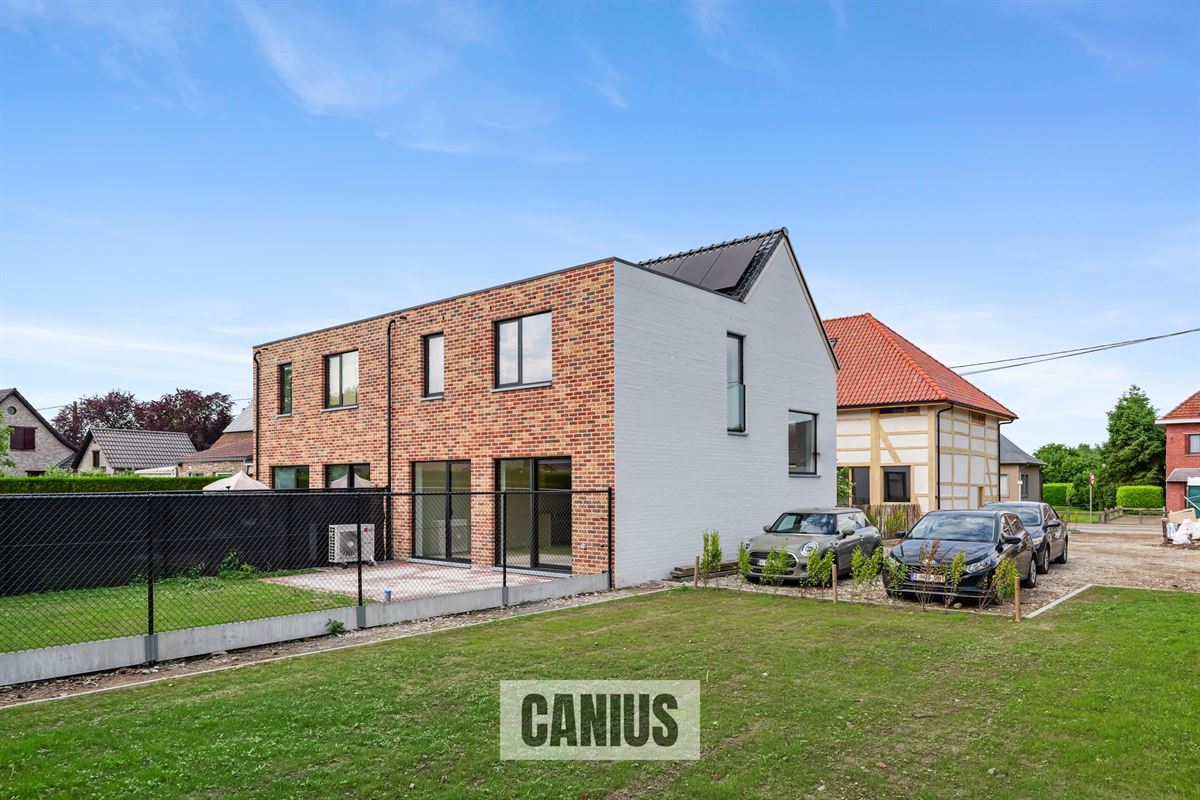 KNAPPE NIEUWBOUWWONING MET 3 SLPKS