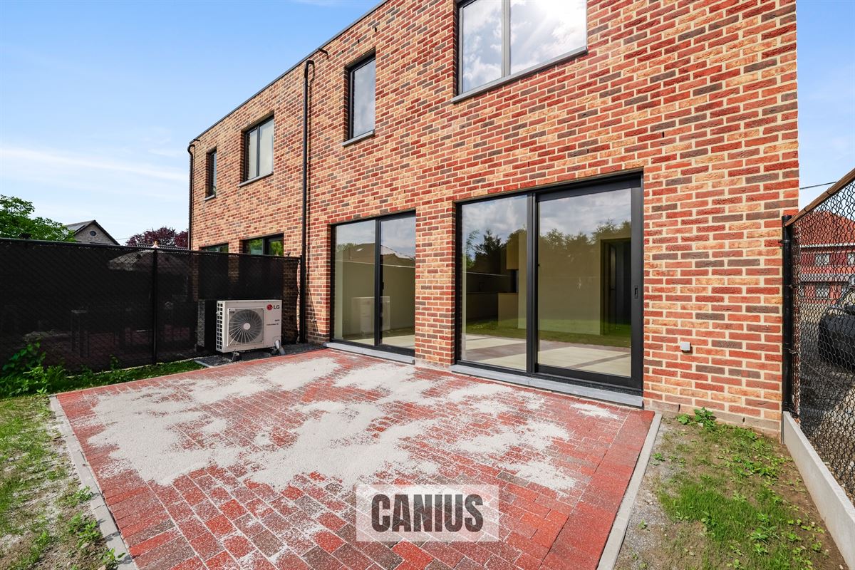 KNAPPE NIEUWBOUWWONING MET 3 SLPKS