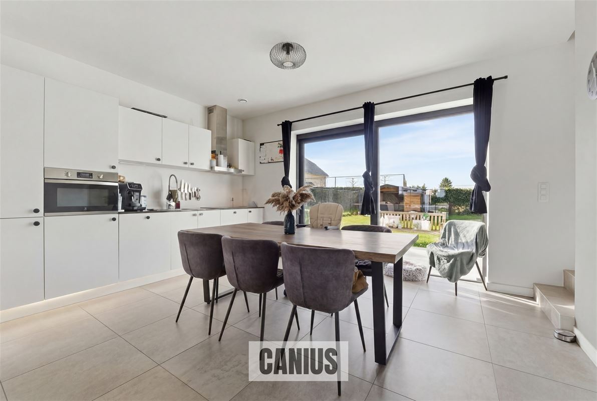 INSTAPKLARE WONING MET 3 SLKS & TUIN