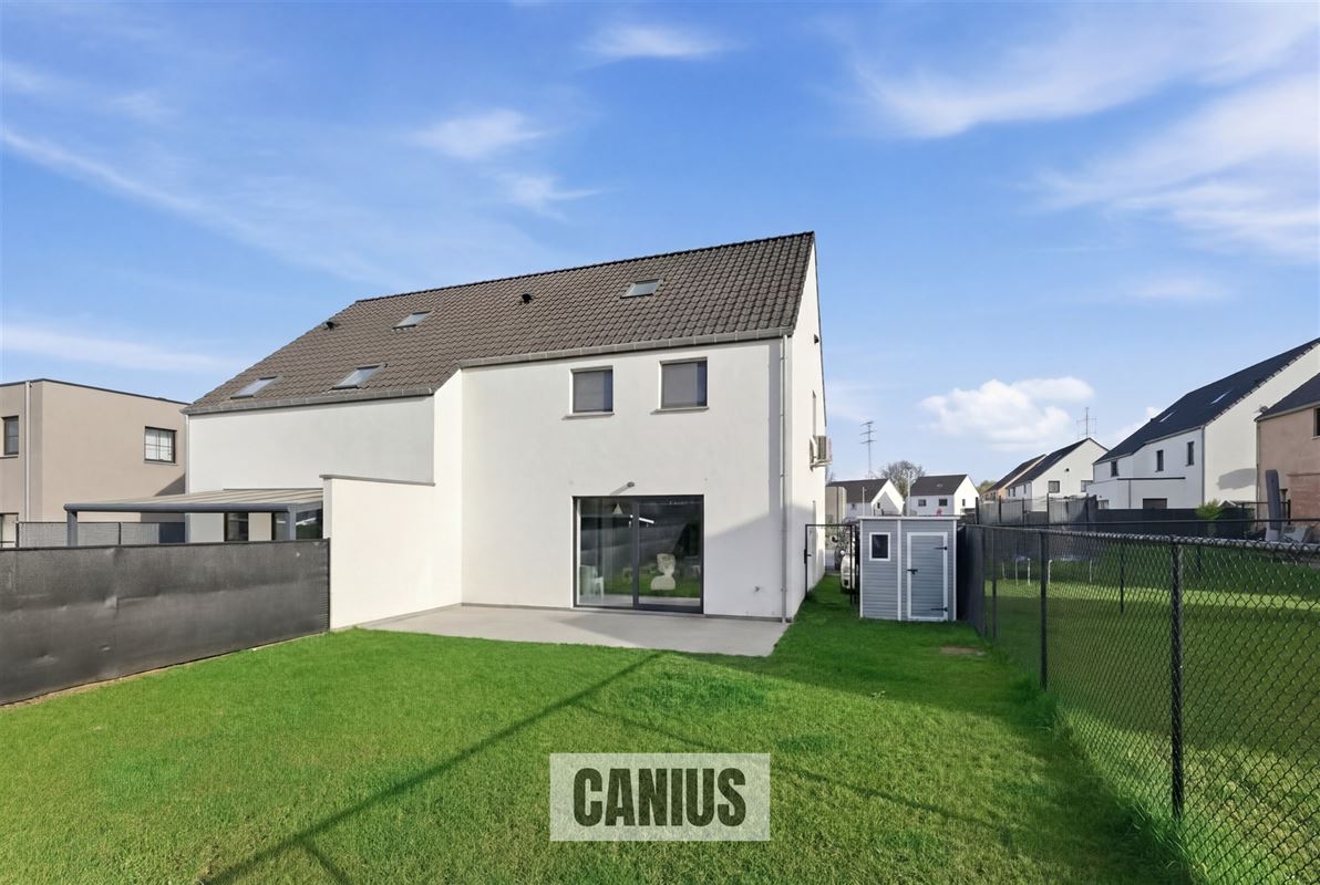 INSTAPKLARE WONING MET 3 SLKS & TUIN