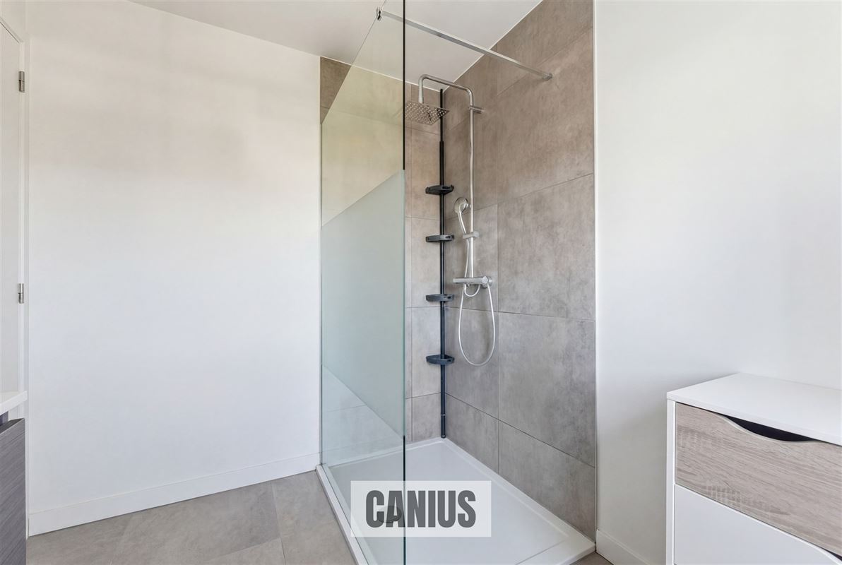 INSTAPKLARE WONING MET 3 SLKS & TUIN