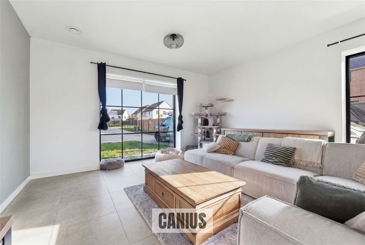 INSTAPKLARE WONING MET 3 SLKS & TUIN