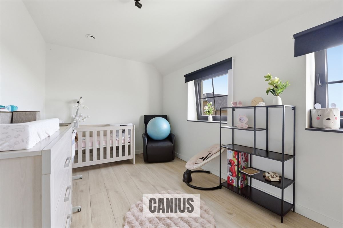 INSTAPKLARE WONING MET 3 SLKS & TUIN