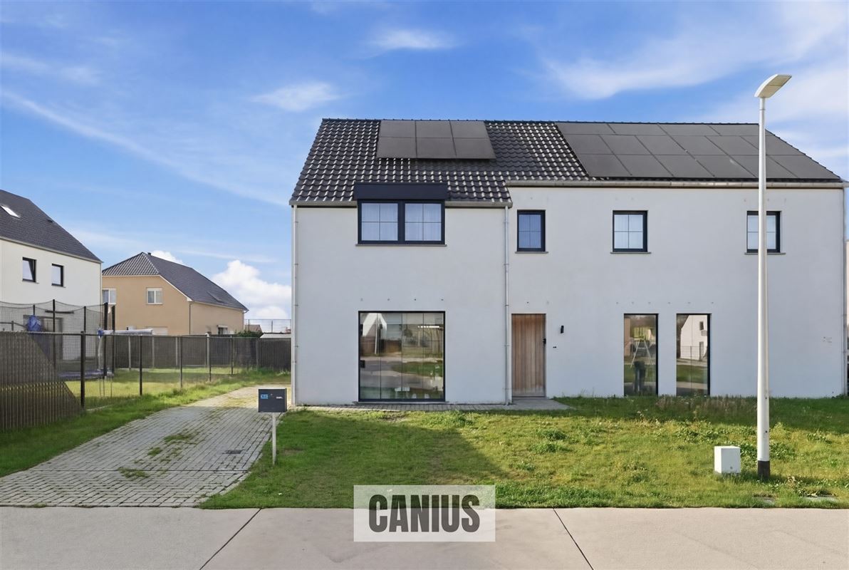 INSTAPKLARE WONING MET 3 SLKS & TUIN