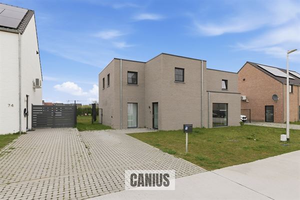 MODERNE WONING MET 3 SLKS & TUIN