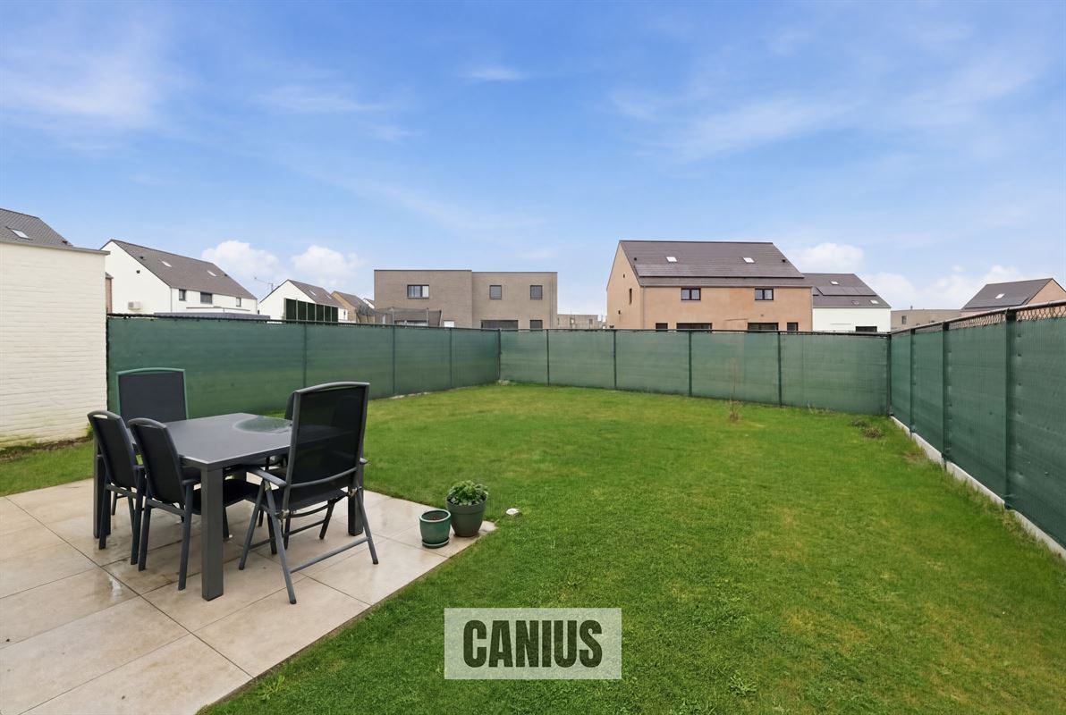 LANDELIJKE HOB MET 3 SLKS & TUIN