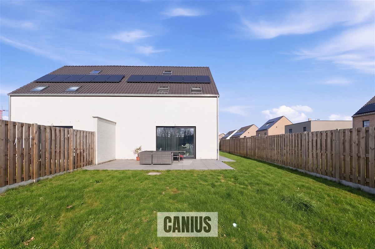 LANDELIJKE HOB MET 3 SLKS & TUIN