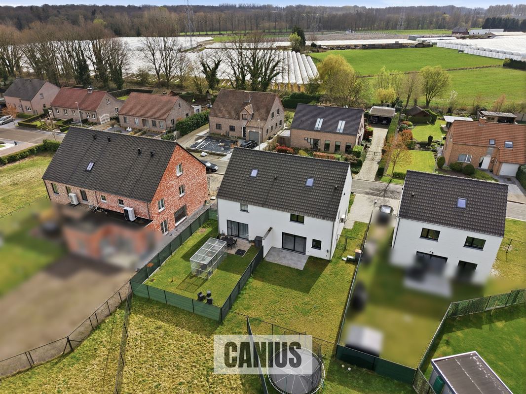 LANDELIJKE HOB MET 3 SLKS & TUIN