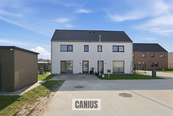 LANDELIJKE HOB MET 3 SLKS & TUIN