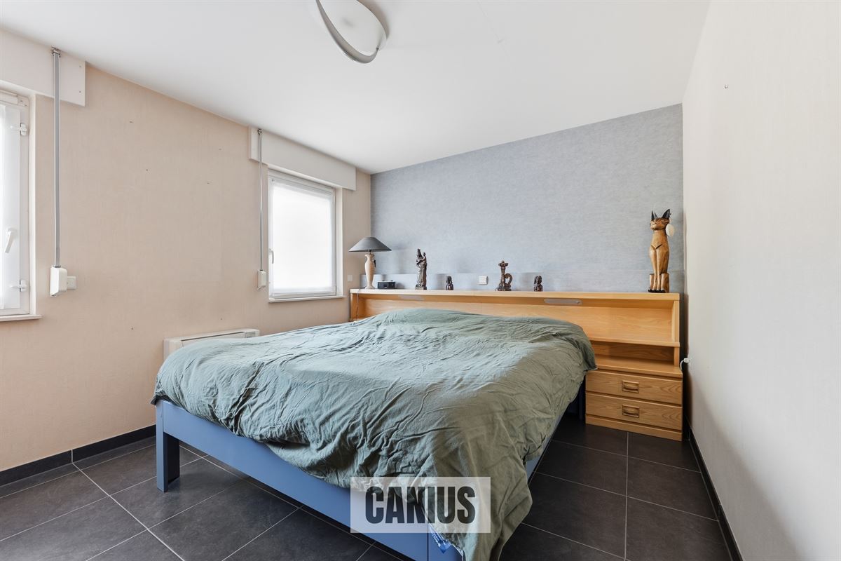 STIJLVOL GELIJKVLOERS APPARTEMENT MET DRIE SLAAPKAMERS