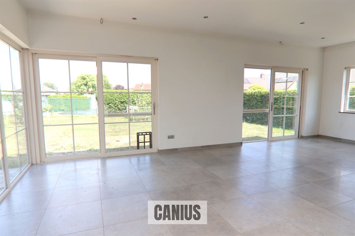 LANDELIJKE WONING MET 3 SLKS, DRESSING & TUIN