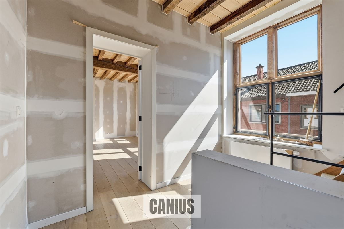 STATIGE WONING MET 3 SLKS EN TERRAS