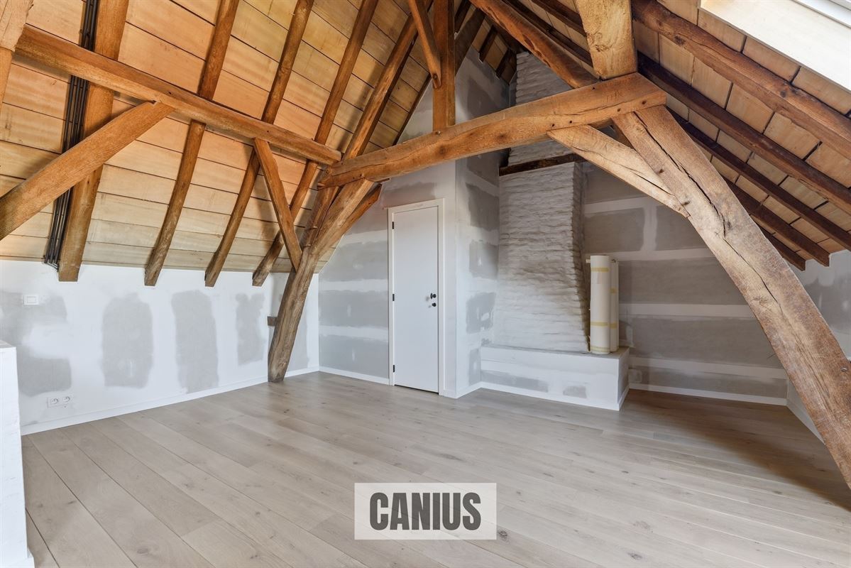 STATIGE WONING MET 3 SLKS EN TERRAS