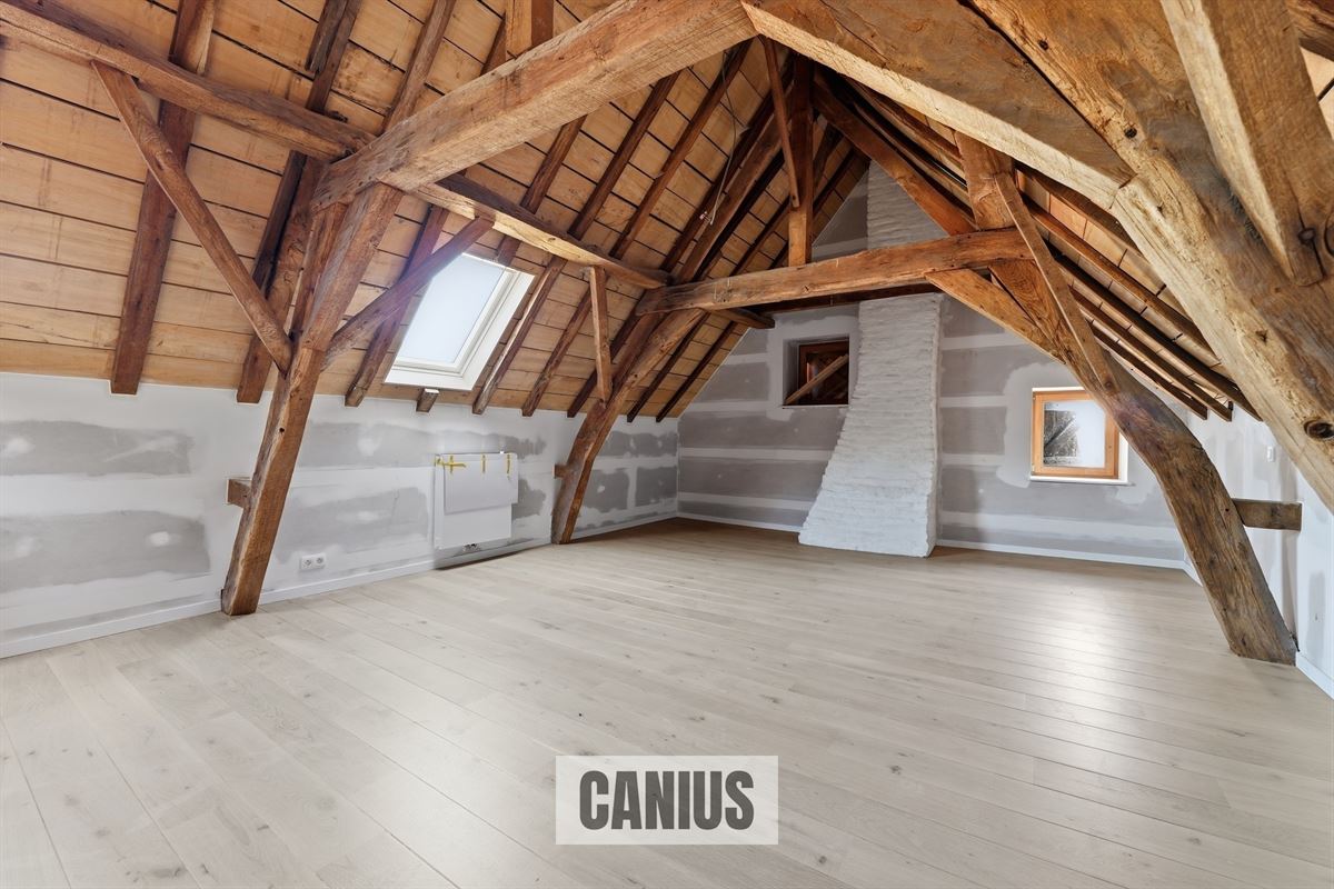 STATIGE WONING MET 3 SLKS EN TERRAS