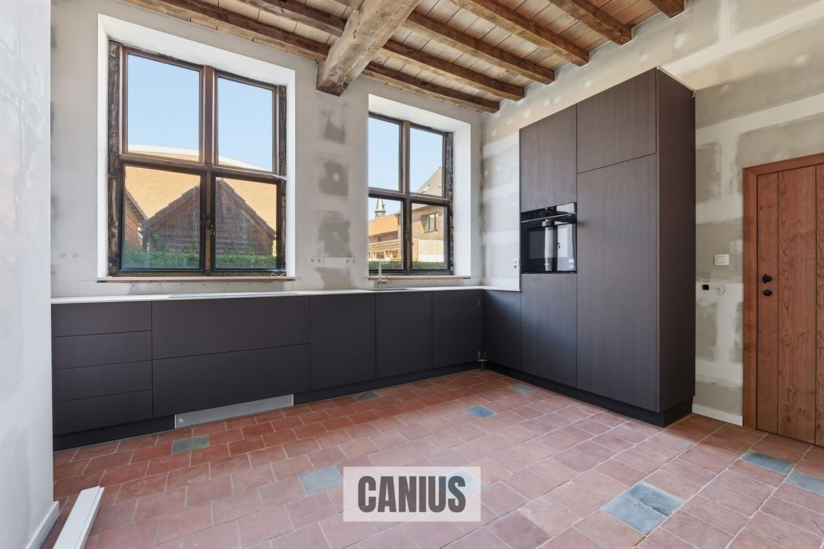 STATIGE WONING MET 3 SLKS EN TERRAS