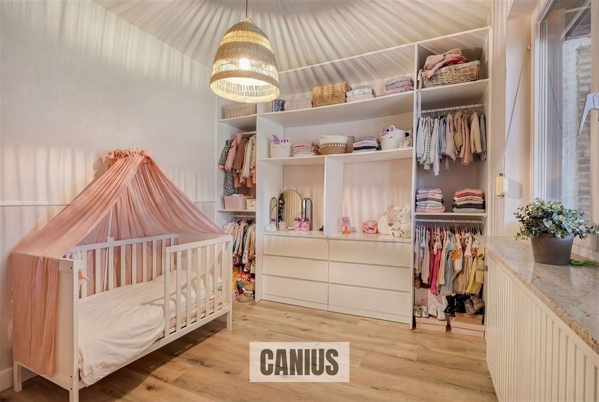 KNAPPE WONING MET 4 SLAAPKAMERS