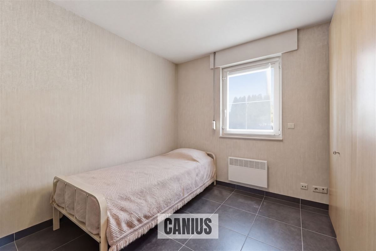 STIJLVOL GELIJKVLOERS APPARTEMENT MET DRIE SLAAPKAMERS