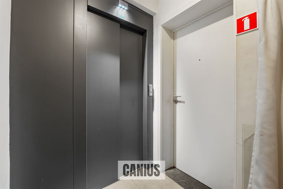 UITZONDERLIJK RUIM APPARTEMENT VAN 161m² MET GROOT TERRAS EN GARAGE IN HARTJE SINT-TRUIDEN