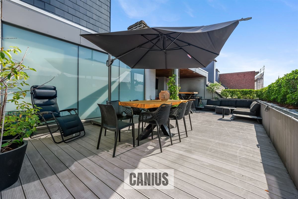 UITZONDERLIJK RUIM APPARTEMENT VAN 161m² MET GROOT TERRAS EN GARAGE IN HARTJE SINT-TRUIDEN