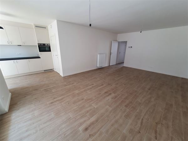 Rez-de-chaussée avec jardin