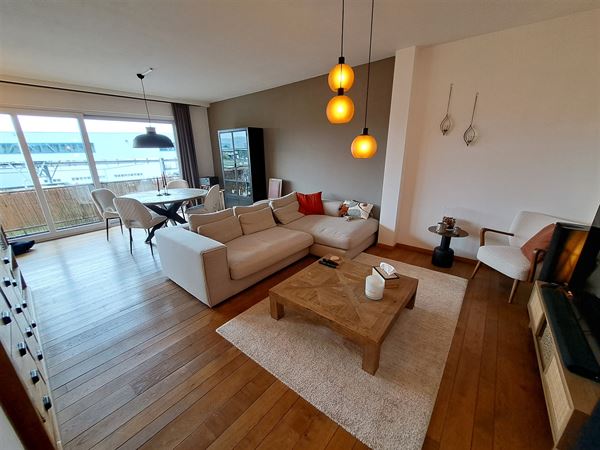 Lumineux Appartement 2 chambres avec terrasse - PEB C