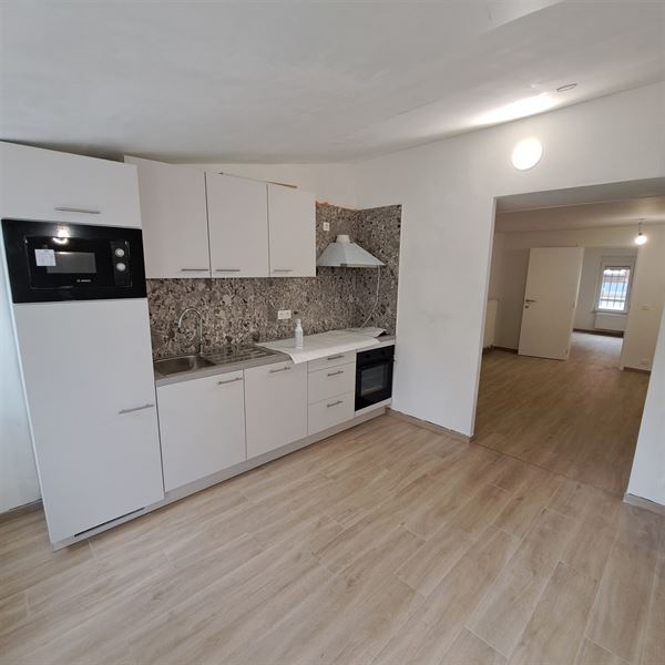 Rez-de-chaussée avec jardin