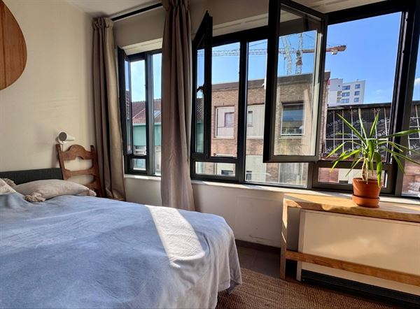 Studio meublé à deux pas du piétonnier et du parc Fontainas