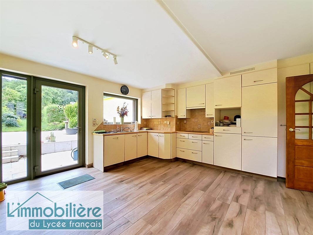 Lumineuse maison 3 chambres + bureau