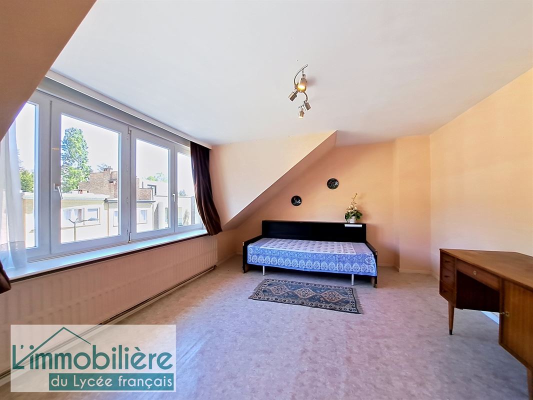Lumineuse maison 4 chambres avec jardin bucolique