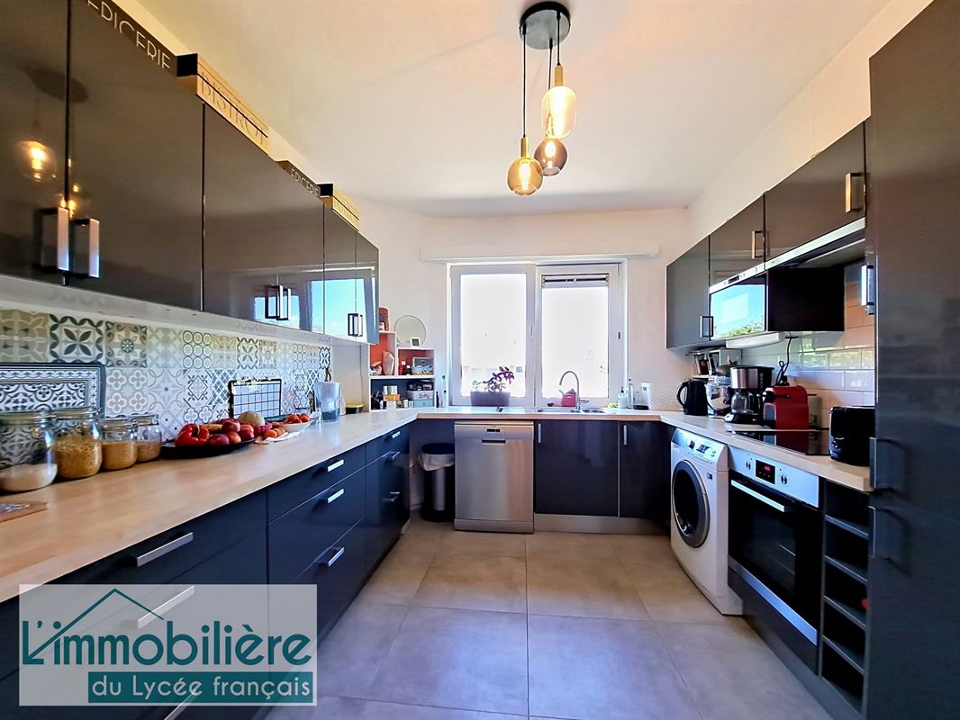 Lumineux appartement 3 chambres avec terrasse