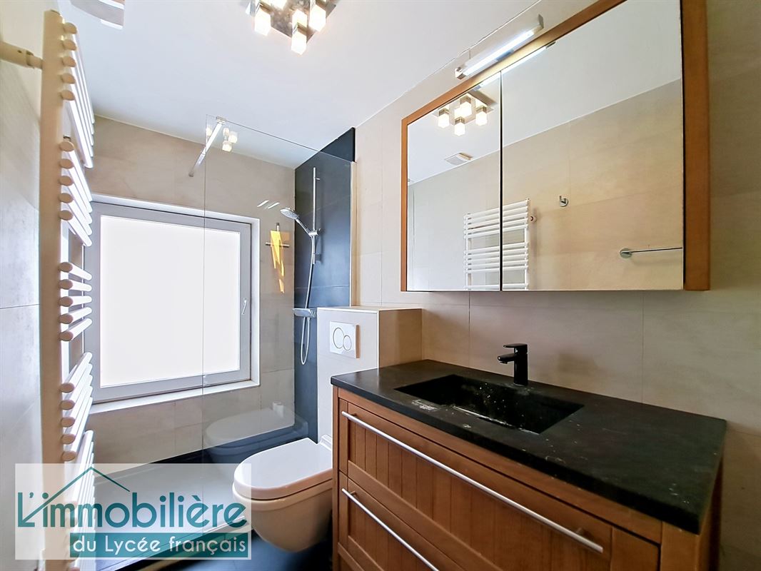 Lumineuse maison 3 chambres + bureau