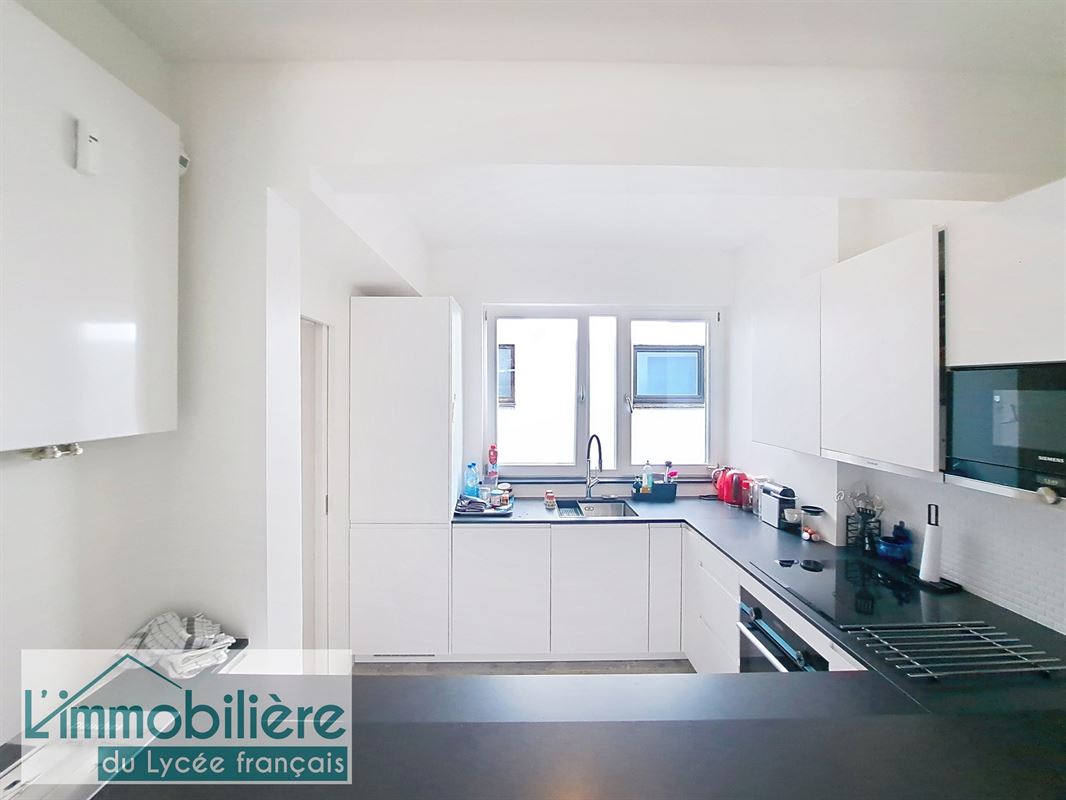 Lumineux appartement meublé 3 chambres + parking