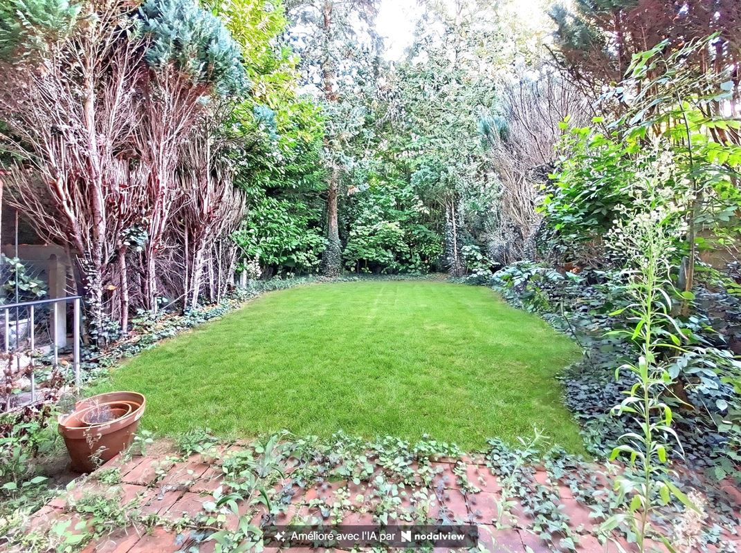 Apartemnt with garden