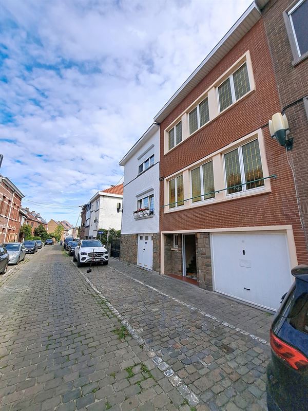 Charmante maison avec jardin et garage