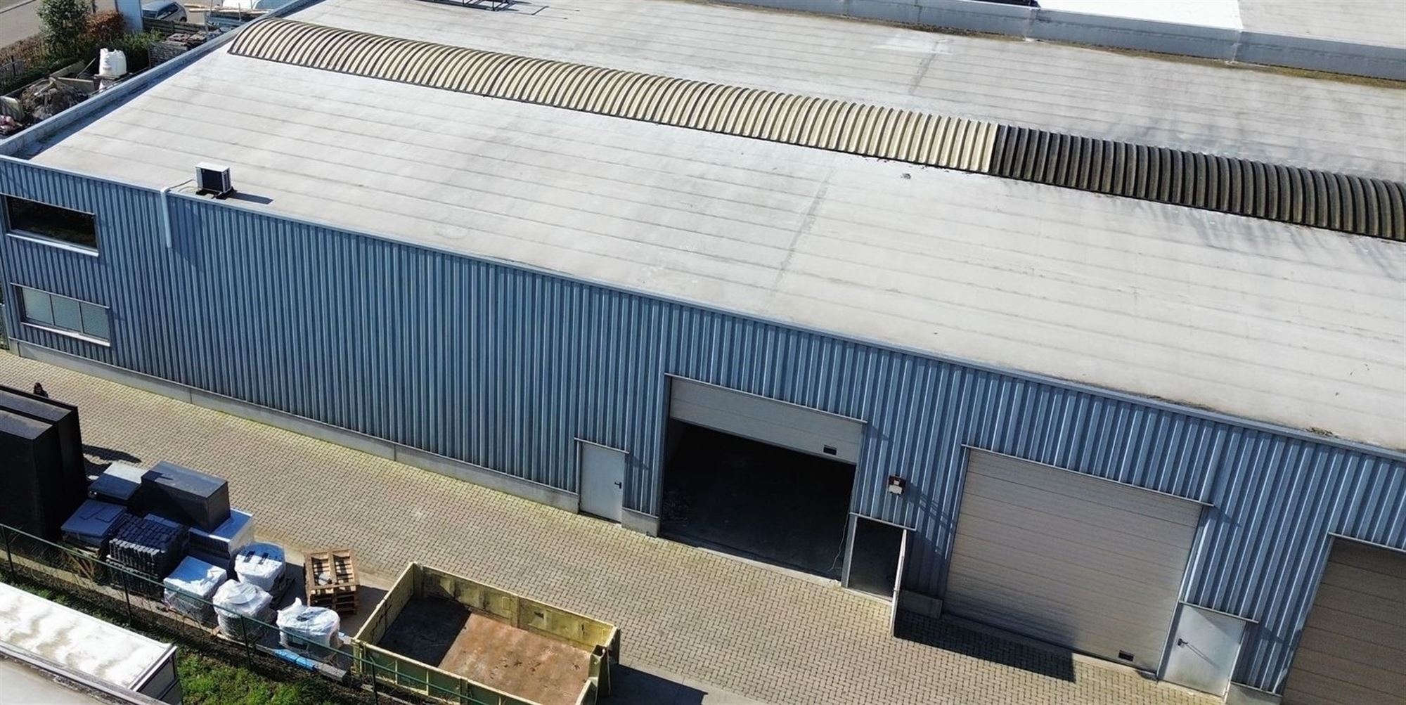 Industrieel in LINT, foto 2