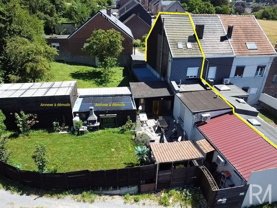 Maison 2 chambres pleine de potentiel à Grâce-Hollogne