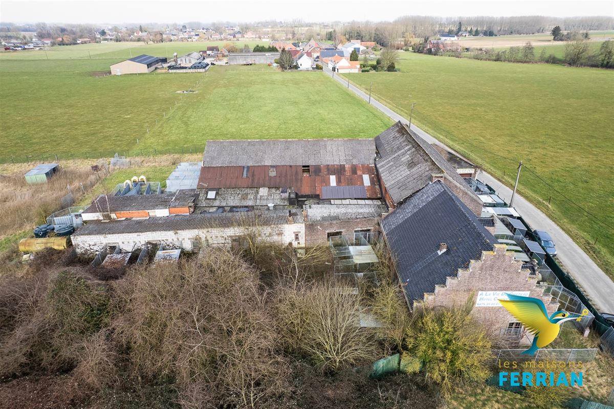 Ferme à BELOEIL (10 chambres)