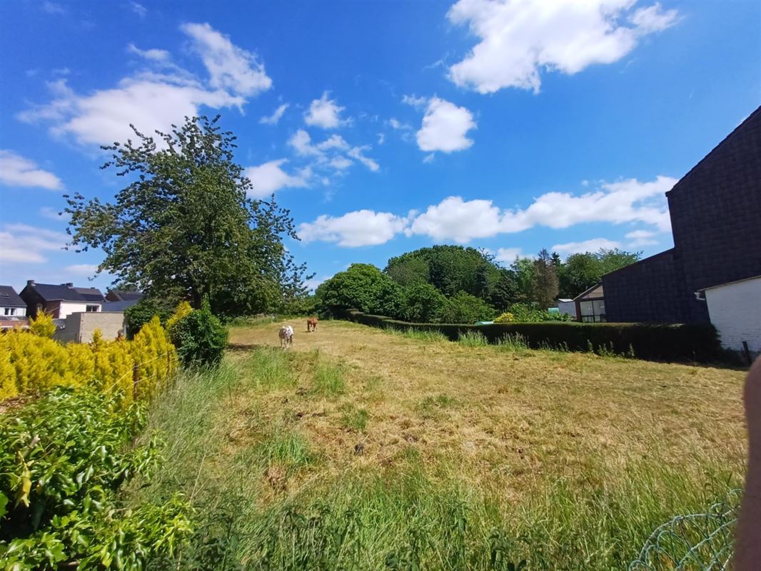 Terrain à bâtir à Châtelet (0 chambre)