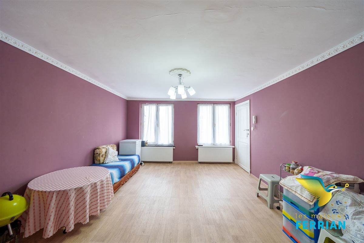 Immeuble de rapport - Appartement(s) à SCHAARBEEK (8 chambres)